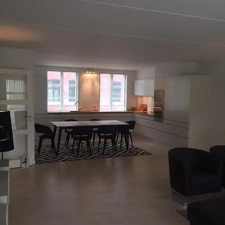 Lux With 2 Full Bathrooms 2tv Apartament