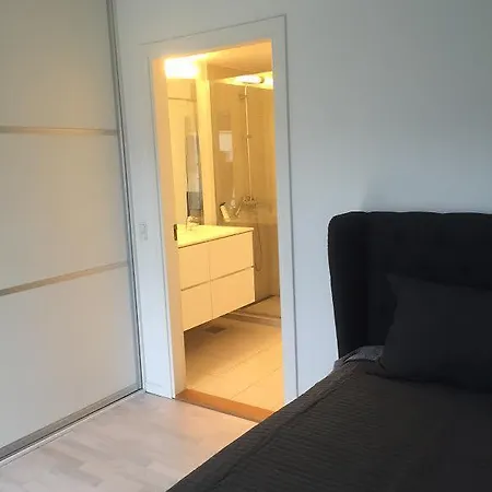 Lux With 2 Full Bathrooms 2tv Apartament