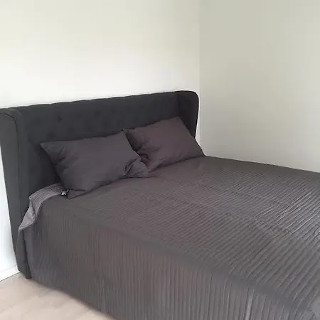 Lux With 2 Full Bathrooms 2tv Apartament